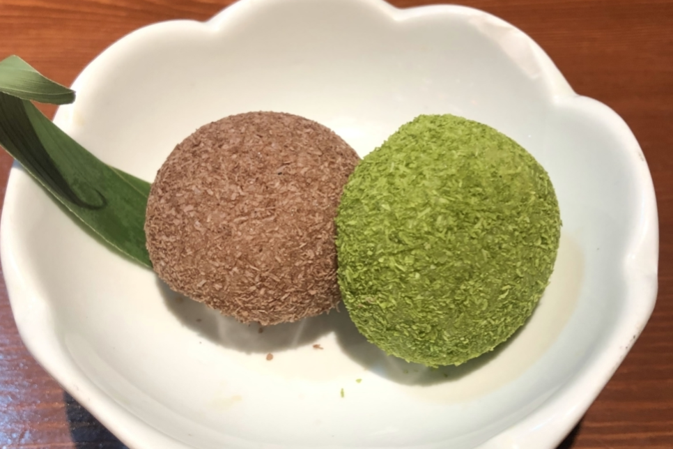 凌晨四点的重庆,我去了最早的糯米团摊