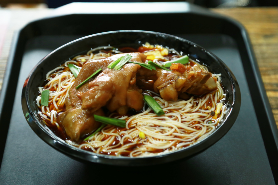 泡椒蹄花米线——李米线，渝味360碗上榜的泡椒之王