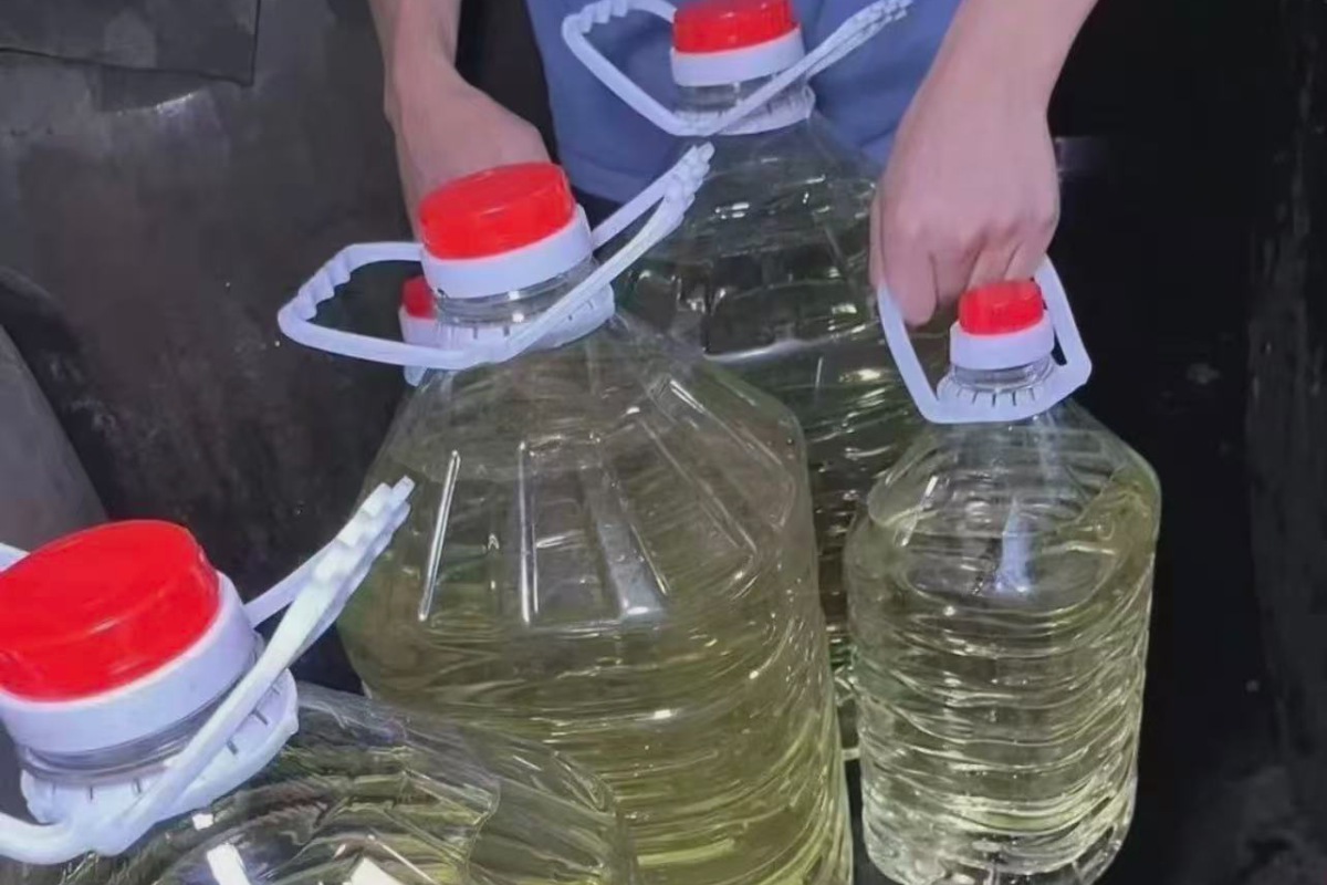 过节团圆家宴，桌上少不了一杯纯粮好酒